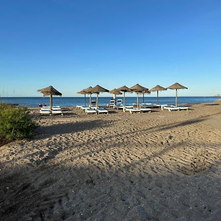 Luxurious Apartment 2 Bedroom 2 Bathroom Near Beach マラガ エクステリア 写真