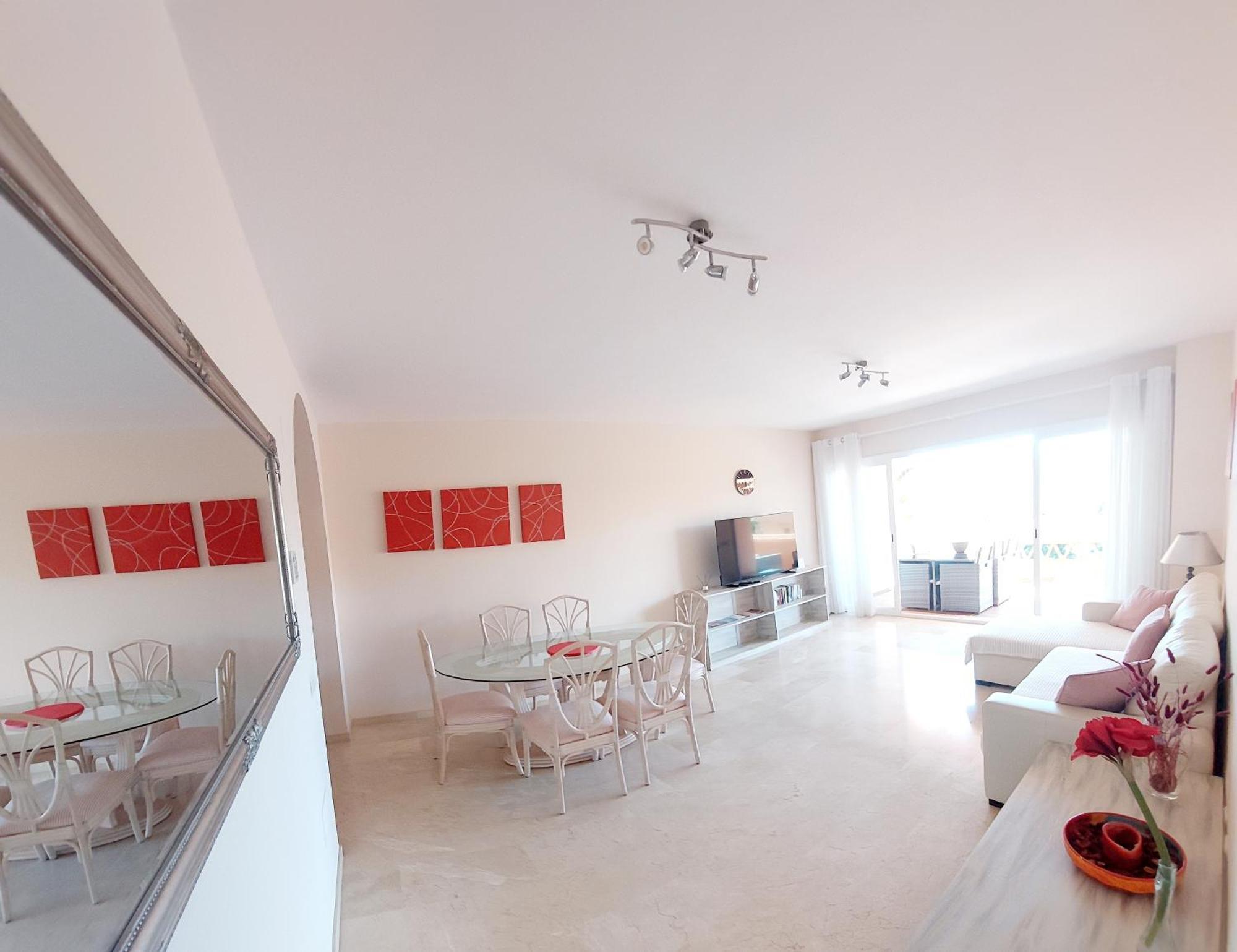 Luxurious Apartment 2 Bedroom 2 Bathroom Near Beach マラガ エクステリア 写真